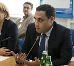 «ГРУЗИНСЬКИЙ ПРОРИВ» ПОКЛАДУТЬ В ОСНОВУ РЕФОРМИ...