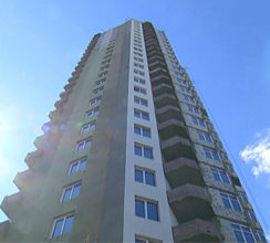 ЖИТЛОВИЙ БУДИНОК НА ОСВІТИ,16-А ГОТУЮТЬ ДО...