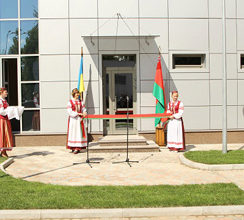 БІЛОРУСИ НАГОРОДИЛИ КИЇВМІСЬКБУДІВЦІВ ЗА НОВИЙ ЖК...