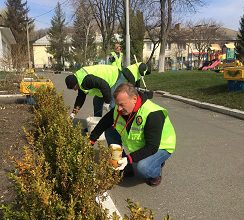 БУДІВЕЛЬНИКИ ОПОРЯДКУВАЛИ ДИТБУДИНОК «МАЛЯТКО» ПІСЛЯ ЗИМИ