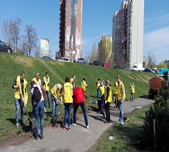 КИЇВМІСЬКБУДІВЦІ ДОЛУЧИЛИСЬ ДО ВЕЛИКОГО ПРИБИРАННЯ