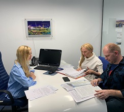 У КИЇВМІСЬКБУДІ ПІДПИСАЛИ ПЕРШИЙ ДОГОВІР ЗА...