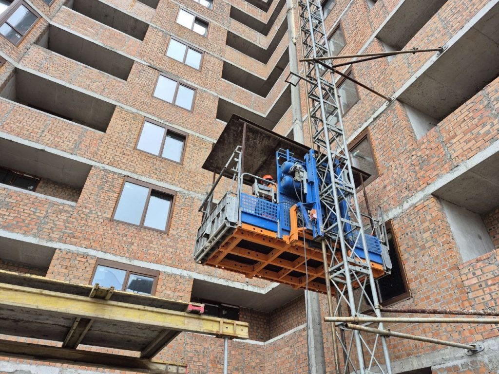 ЖК ОБЕРІГ-2: ТРИВАЮТЬ РОБОТИ З ОБЛАШТУВАННЯ БУДИНКІВ ТА ПІДГОТОВКА ІНЖЕНЕРНОЇ ІНФРАСТРУКТУРИ