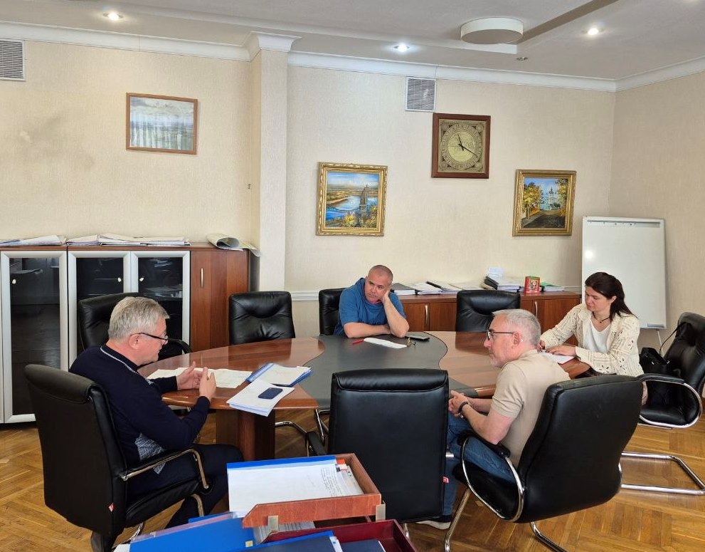 ІНВЕСТОРІВ ЖК АКАДЕМ ПАРК ПОІНФОРМОВАНО ЩОДО ПЕРСПЕКТИВ ВІДНОВЛЕННЯ БУДІВНИЦТВА